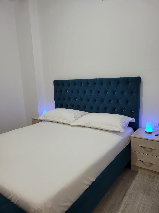 Saranda Seacret Suites Exterior photo