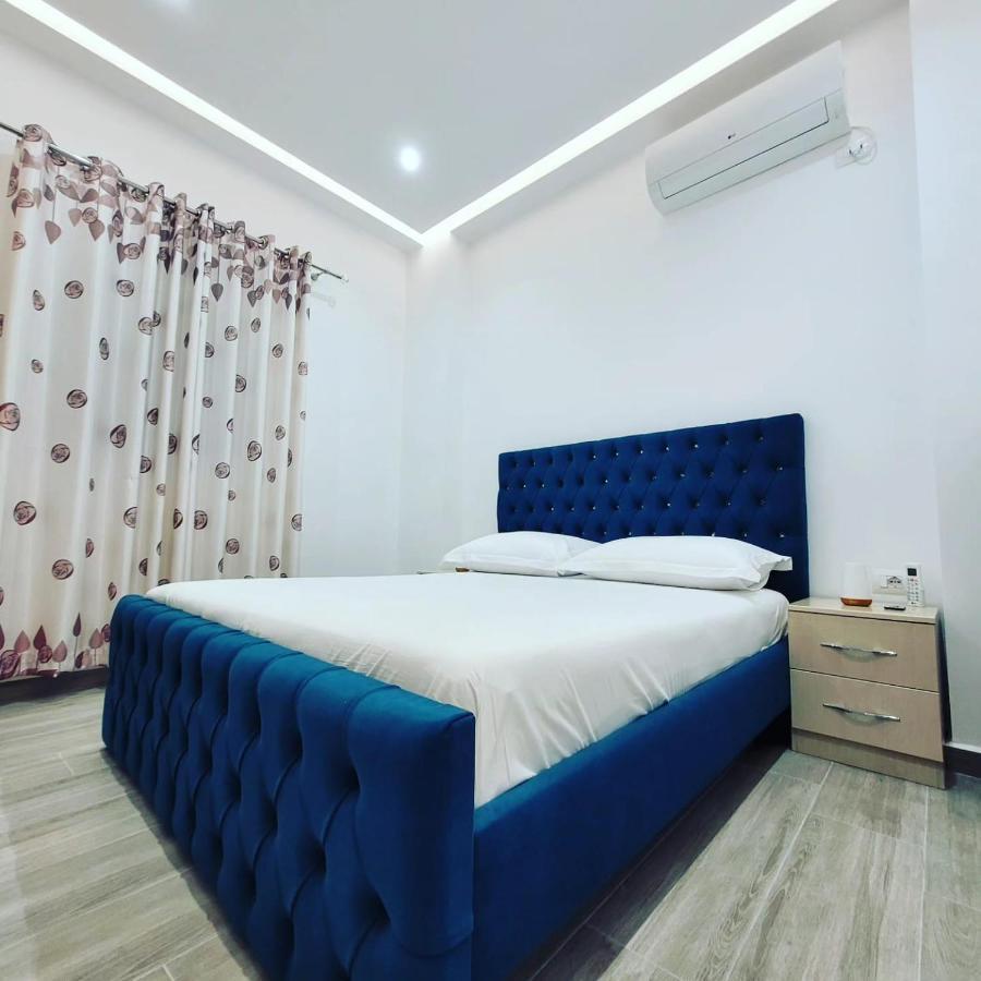 Saranda Seacret Suites Exterior photo